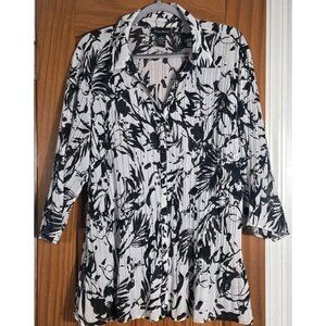 Women's Maggie Barnes Button Down Blouse - Size 1X 18/20W.Black & White. HL237
